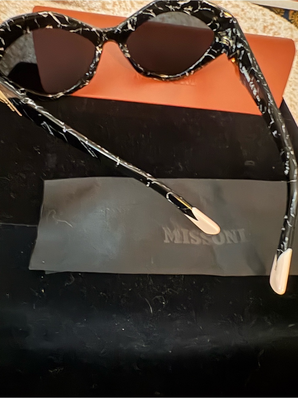 Missoni Black Marbled Frame Sunglasses with Brown Case - Picture 3 of 6